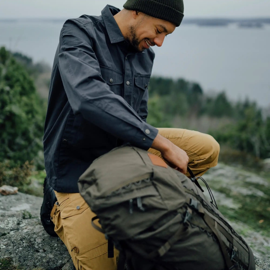 Fjällräven Canada Buckwheat Brown-Laurel Green Vidda Pro Trousers M Long